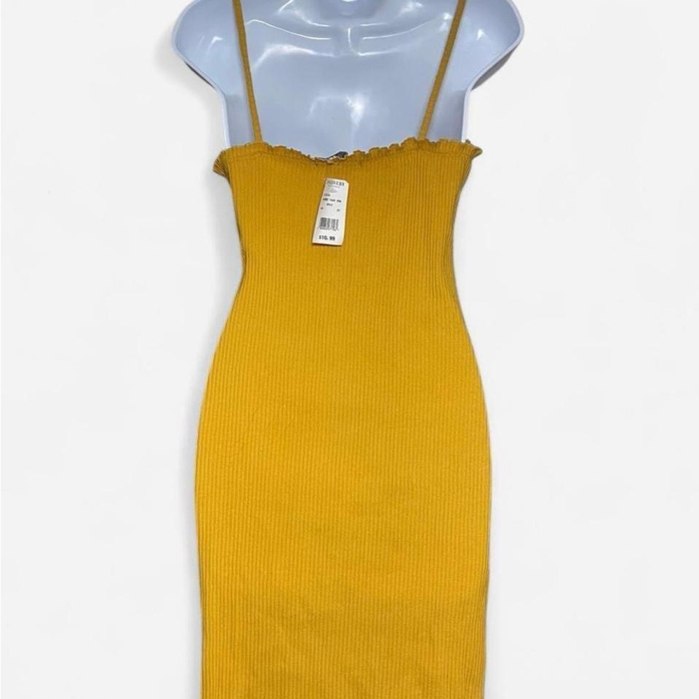Yellow Button-Down Ribbed Dress - Picture 2 of 3